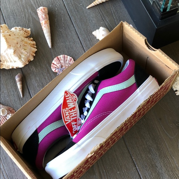 🔥🔥VANS- VINTAGE SPORT SHOES🔥🔥 - Picture 8 of 8